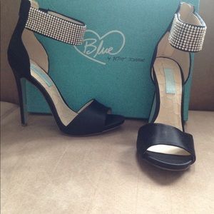 Betsey Johnson UNITE black satin heels